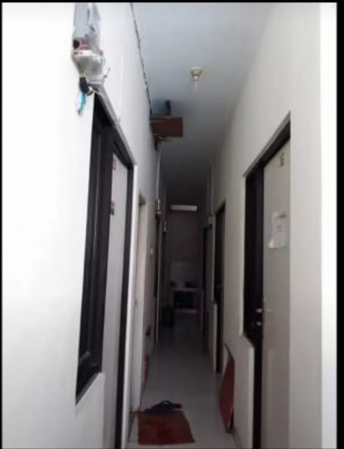 Dijual Rumah Kost 3 Lantai di Perumahan Taman Mahkota Tangerang
